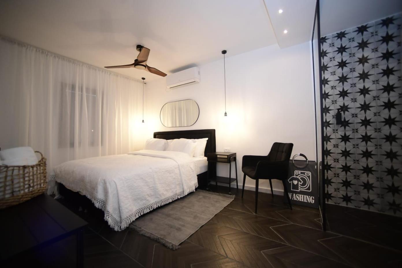 Z-32 Luxury Boutique Apartment Eilat Buitenkant foto